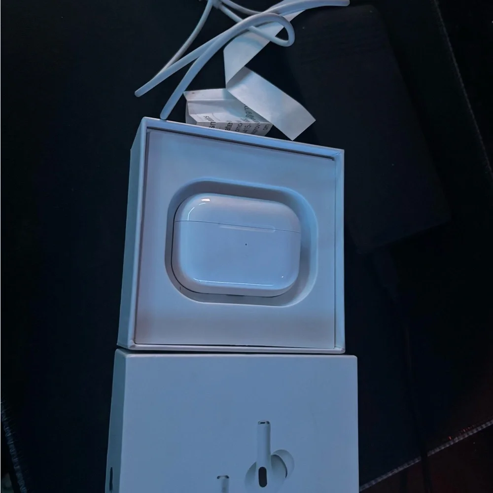 Wireless Earbuds with Charging Case - White